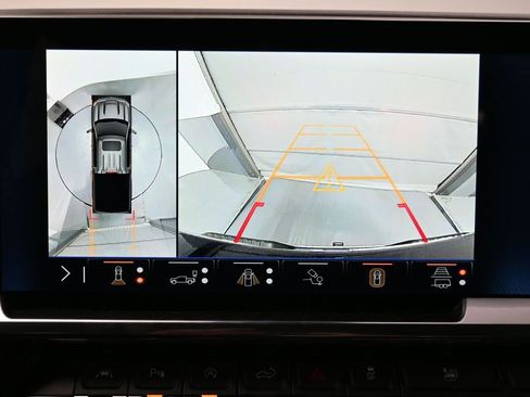 Used 2024 Chevrolet Silverado 1500 LTZ image 19