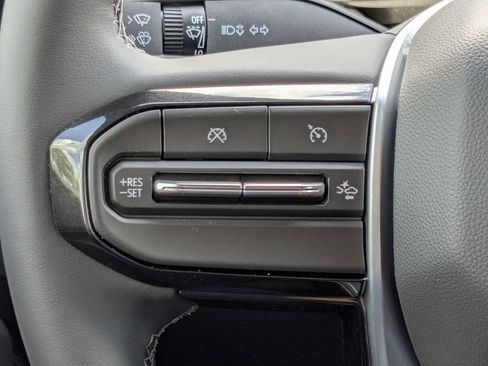 Used 2026 Chevrolet Colorado LT AWD/4WD image 31