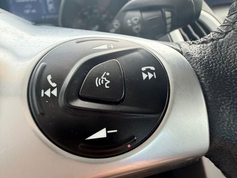 Used 2014 Ford Focus SE w/ Equipment Group 201A image 26