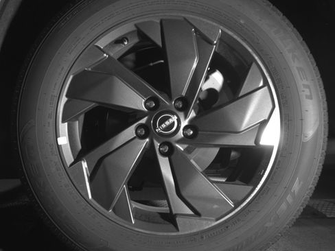 Used 2025 Nissan Rogue SV image 14