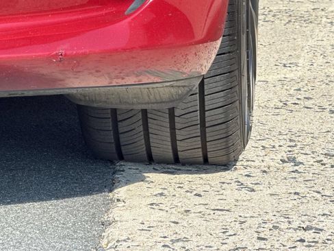 Used 2018 Tesla Model 3 Mid Range RWD image 15