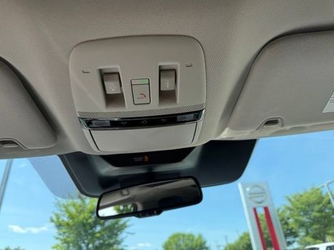 Used 2025 Nissan Murano SL w/ Cargo Package AWD/4WD image 19