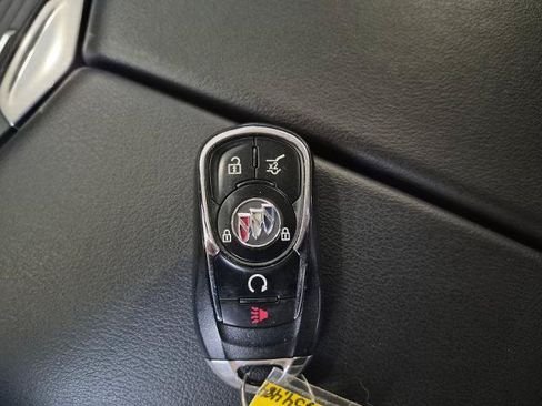 Used 2020 Buick Envision Essence AWD/4WD image 24