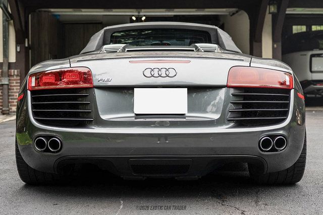Used 2012 Audi R8 V8 AWD/4WD image 17