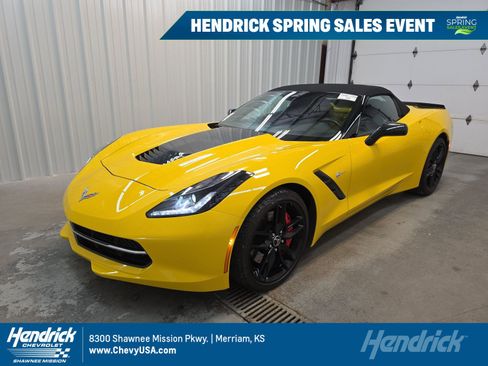 Used 2014 Chevrolet Corvette Stingray Convertible w/ 3LT Preferred Equipment Group RWD image 1