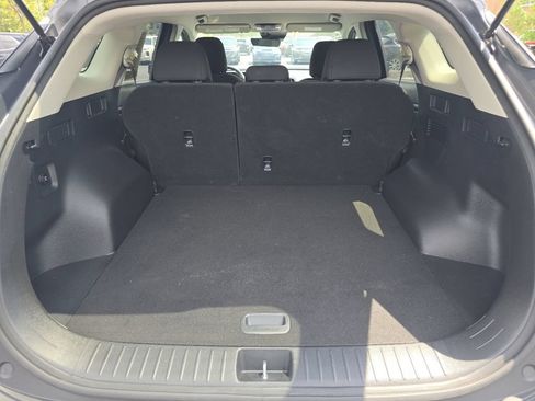 Used 2025 Kia Sportage LX FWD image 17