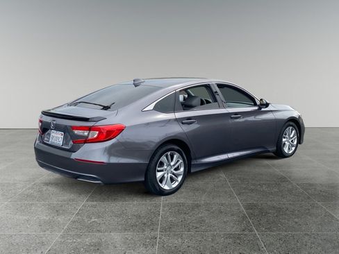 Used 2019 Honda Accord LX image 5