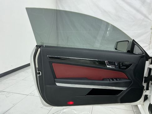 Used 2013 Mercedes-Benz E 550 Coupe image 20