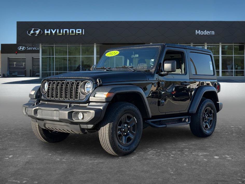 Used 2024 Jeep Wrangler Sport AWD/4WD image 1
