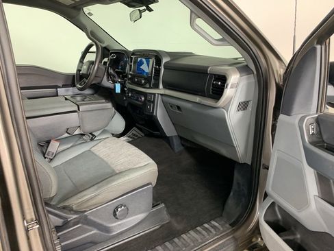 Used 2022 Ford F150 XLT w/ Trailer Tow Package image 35