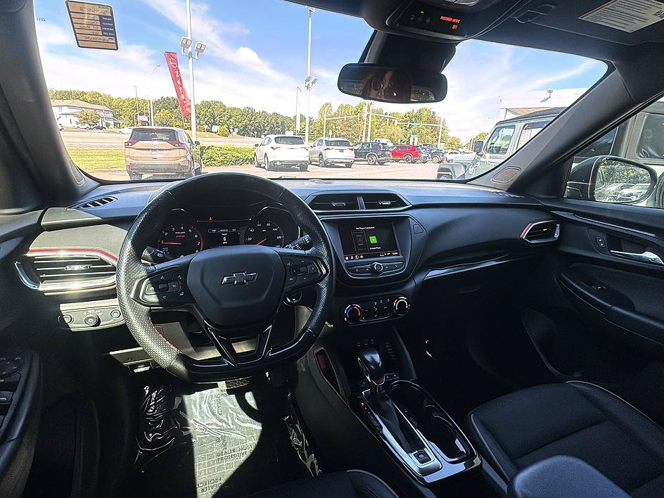 Used 2022 Chevrolet TrailBlazer RS FWD image 37