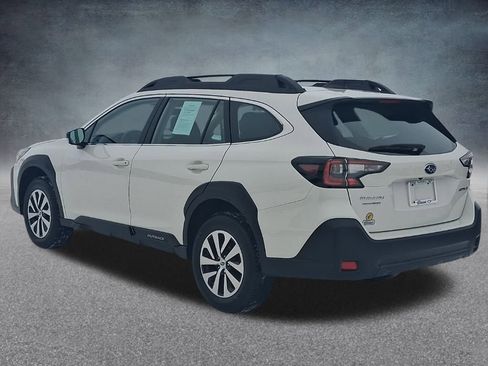 Used 2023 Subaru Outback 2.5i image 9