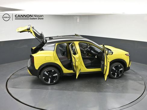 New 2026 Nissan Kicks SR FWD image 44