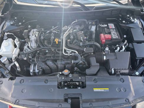 Used 2025 Nissan Altima 2.5 SV FWD image 32