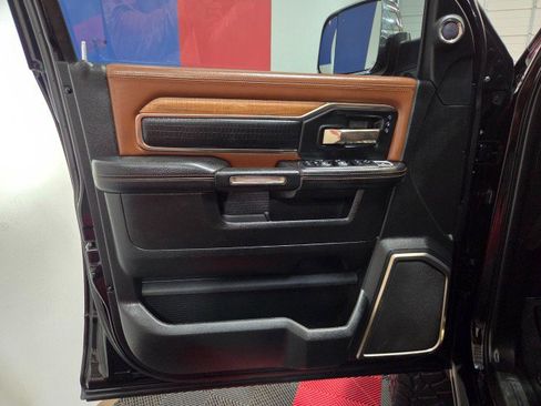 Used 2019 RAM 3500 Limited image 38