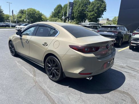 Used 2025 MAZDA MAZDA3 s AWD/4WD image 3