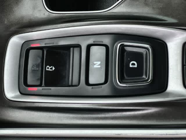 Used 2019 Honda Accord Touring image 16