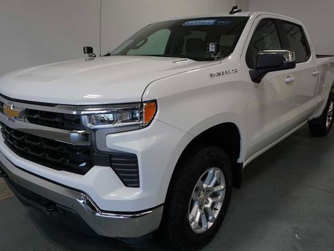 Certified 2025 Chevrolet Silverado 1500 LT image 1