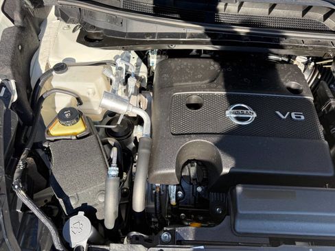 Used 2024 Nissan Murano Platinum w/ Cargo Package image 12