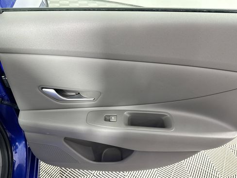 Used 2023 Hyundai Elantra SEL w/ Convenience Package FWD image 46
