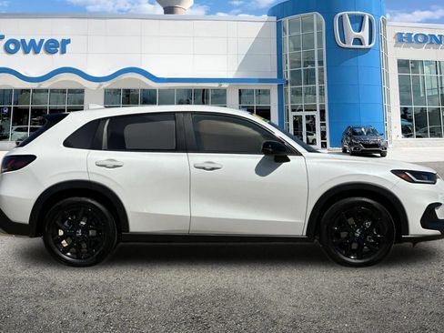New 2025 Honda HR-V Sport image 3