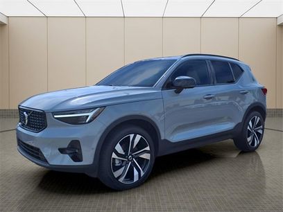 New 2026 Volvo XC40 B5 Ultra w/ Protection Package Premier