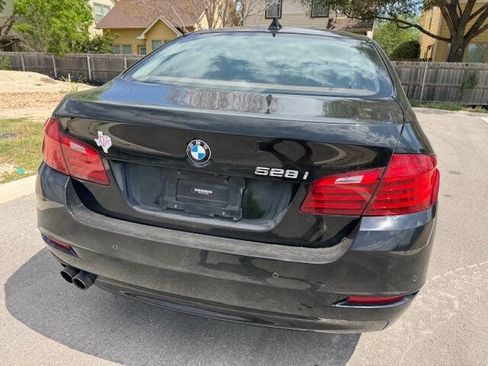 Used 2015 BMW 528i Sedan image 12