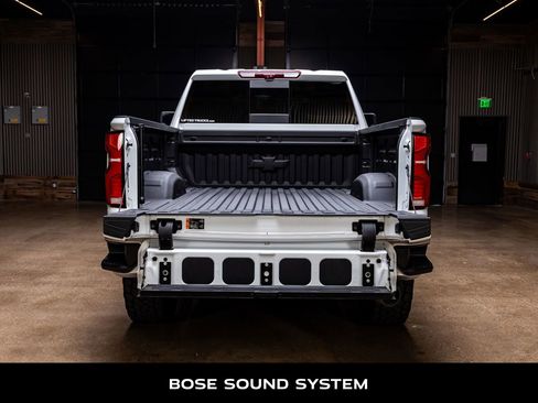 Used 2024 Chevrolet Silverado 2500 LTZ w/ LTZ Premium Package image 8