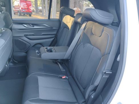 New 2025 Jeep Grand Cherokee Laredo w/ Trailer Tow Package image 16