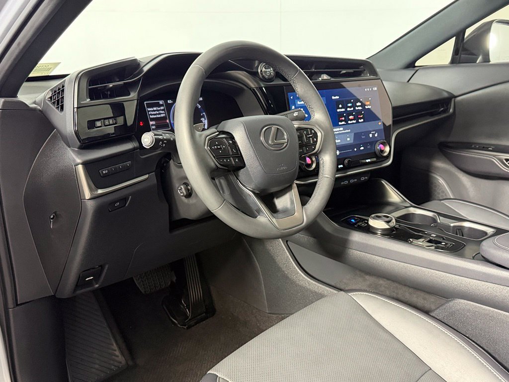 Used 2024 Lexus RZ 300e Premium w/ Accessory Package (Z1) FWD image 18