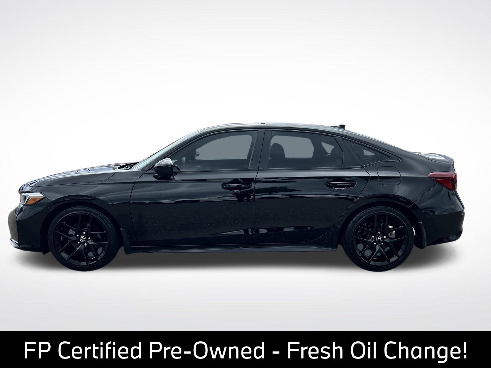 Used 2025 Honda Civic Sport image 4