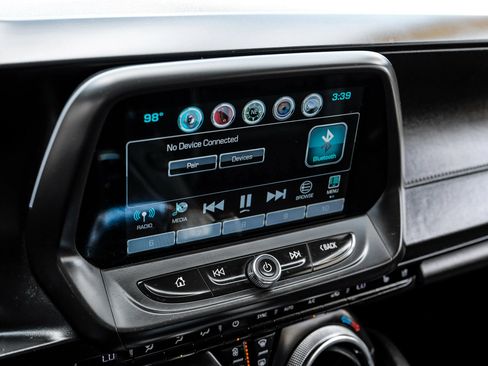 Used 2016 Chevrolet Camaro SS RWD image 30