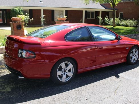 Used 2006 Pontiac GTO image 35