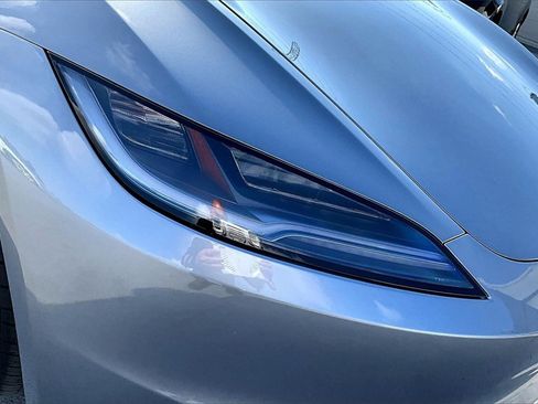 Used 2025 Tesla Model 3 Long Range image 30