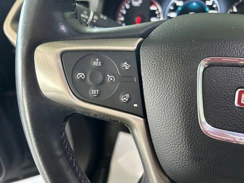Used 2019 GMC Acadia Denali w/ Technology Package AWD/4WD image 18
