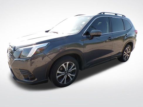 Used 2024 Subaru Forester Limited AWD/4WD image 2