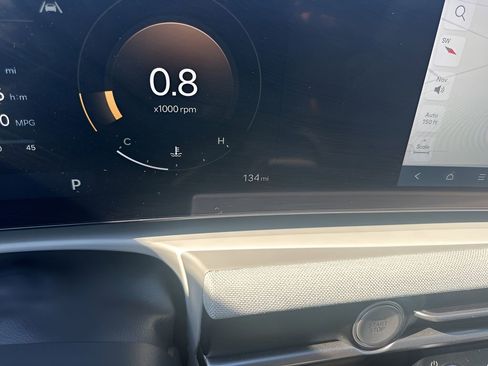 Used 2025 Hyundai Tucson Limited image 26