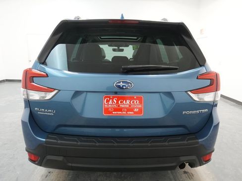 Used 2023 Subaru Forester Limited w/ Popular Package #3 image 8