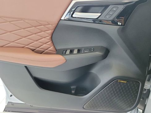 New 2026 Mitsubishi Outlander SEL image 25