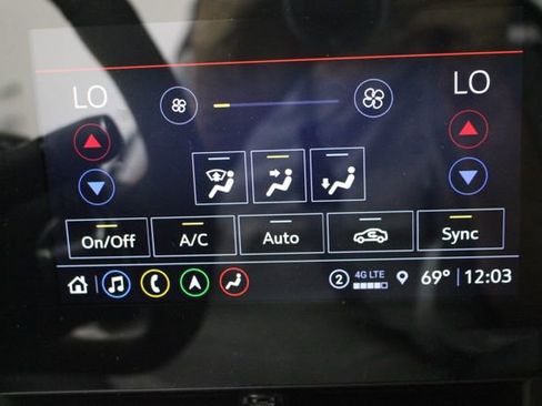 Used 2023 Chevrolet Corvette Stingray Preferred Cpe w/ 2LT RWD image 19