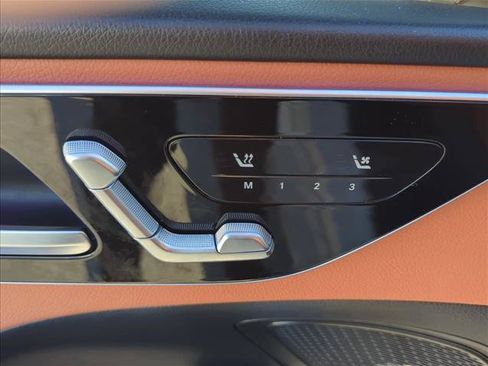 Used 2022 Mercedes-Benz C 300 Sedan image 8