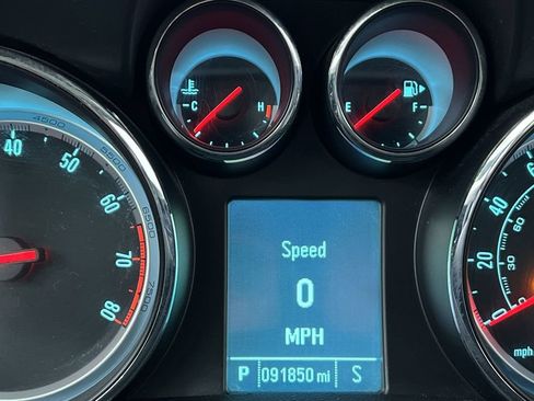 Used 2016 Buick Encore AWD image 19