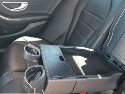 Used 2019 Mercedes-Benz C 300 4MATIC Sedan image 16