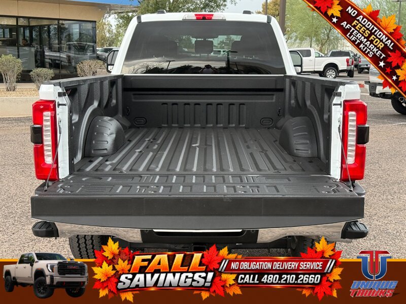 Used 2025 Ford F350 Lariat w/ FX4 Off-Road Package AWD/4WD image 7