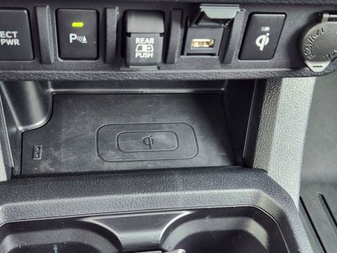 Used 2023 Toyota Tacoma Limited image 16