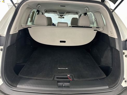 Used 2023 Nissan Rogue SV AWD/4WD image 29