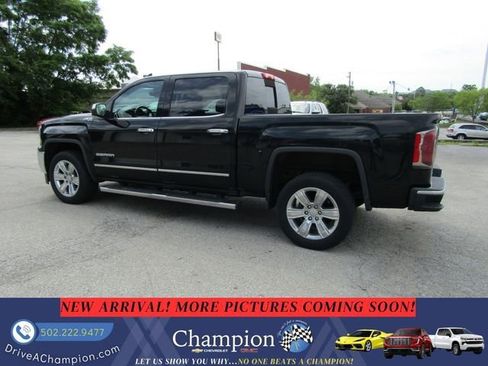 Used 2018 GMC Sierra 1500 SLT AWD/4WD image 7