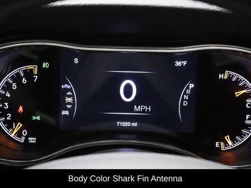 Used 2021 Jeep Grand Cherokee Laredo X image 11