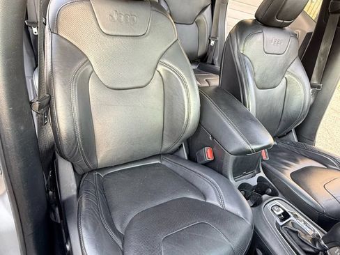 Used 2020 Jeep Cherokee Limited AWD/4WD image 31