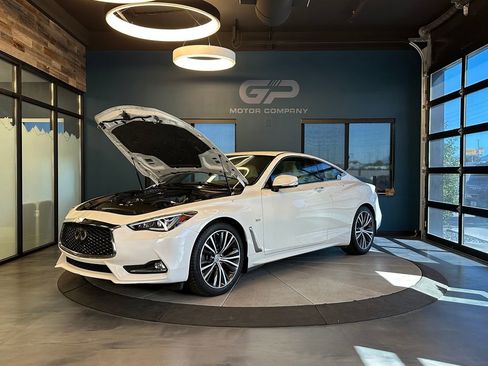 Used 2019 INFINITI Q60 3.0t Luxe AWD/4WD image 23